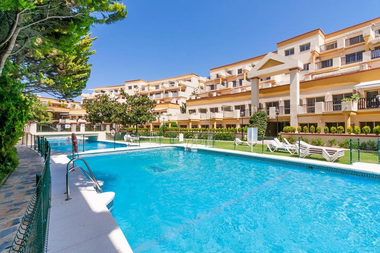 Oleholidays 517 Romana Playa Junto A La Playa Marbella Exterior photo